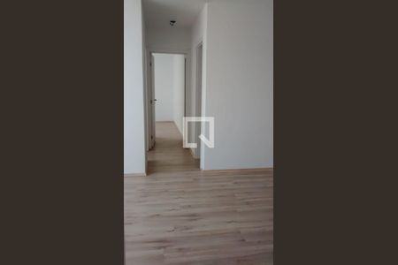 Corredor de apartamento à venda com 2 quartos, 74m² em Marechal Rondon, Canoas