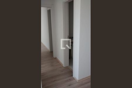 Corredor de apartamento à venda com 2 quartos, 74m² em Marechal Rondon, Canoas
