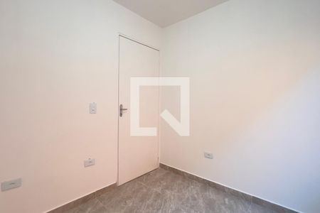 Quarto 2 de casa para alugar com 2 quartos, 60m² em Parque Continental, Guarulhos