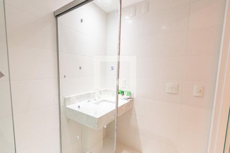 Banheiro de kitnet/studio para alugar com 1 quarto, 35m² em Vila Mariana, São Paulo