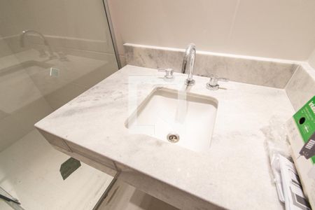 Banheiro de kitnet/studio para alugar com 1 quarto, 35m² em Vila Mariana, São Paulo