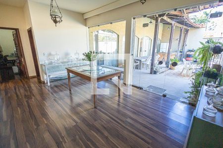 Hall de casa à venda com 4 quartos, 2000m² em Bandeirantes (pampulha), Belo Horizonte