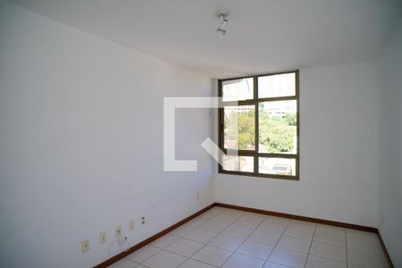 Quarto de apartamento para alugar com 1 quarto, 53m² em Fátima, Niterói