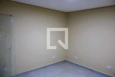 Quarto de casa para alugar com 1 quarto, 45m² em Bandeiras, Osasco