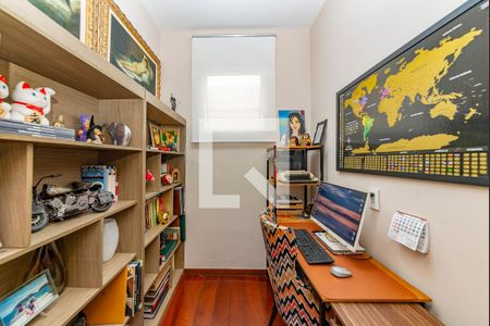Escritório de apartamento à venda com 3 quartos, 108m² em Buritis, Belo Horizonte