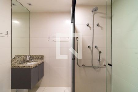 Banheiro Social de kitnet/studio para alugar com 1 quarto, 24m² em Pompeia, São Paulo