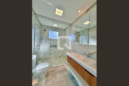 Banheiro da Suíte 1 de apartamento à venda com 3 quartos, 139m² em Morro do Espelho, São Leopoldo
