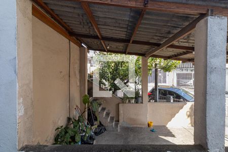 Casa 2 - Vista Quarto 1 de casa à venda com 4 quartos, 310m² em Vila Londrina, São Paulo
