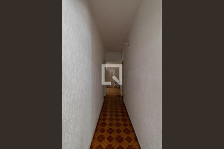 Casa 1 - Corredor de casa à venda com 4 quartos, 310m² em Vila Londrina, São Paulo