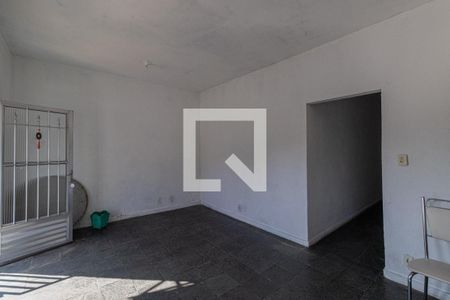 Casa 2 - Sala de casa à venda com 4 quartos, 310m² em Vila Londrina, São Paulo