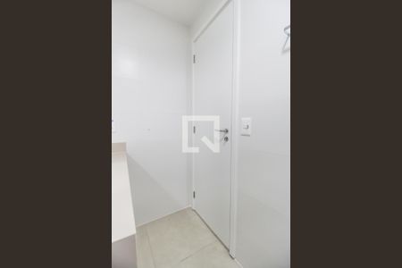 Banheiro da Suíte de apartamento para alugar com 1 quarto, 50m² em Alphaville Industrial, Barueri