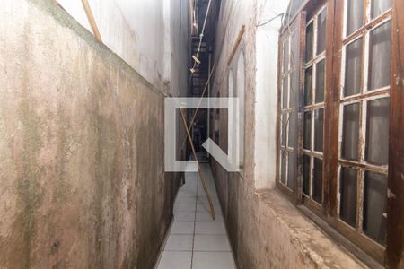 Corredor de casa à venda com 3 quartos, 120m² em Conjunto Habitacional A. E. Carvalho, São Paulo