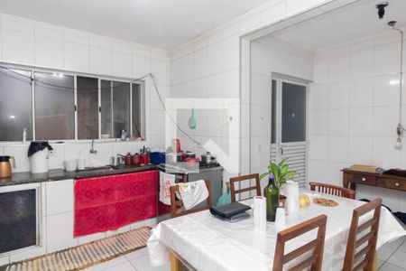 Cozinha de casa à venda com 3 quartos, 120m² em Conjunto Habitacional A. E. Carvalho, São Paulo