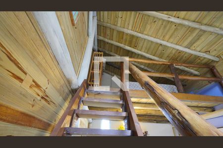 Escada de casa para alugar com 1 quarto, 99m² em Campeche, Florianópolis