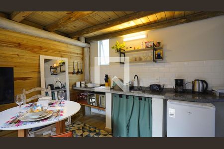 Cozinha de casa para alugar com 1 quarto, 99m² em Campeche, Florianópolis
