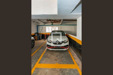 Garagem de apartamento para alugar com 3 quartos, 110m² em Buritis, Belo Horizonte