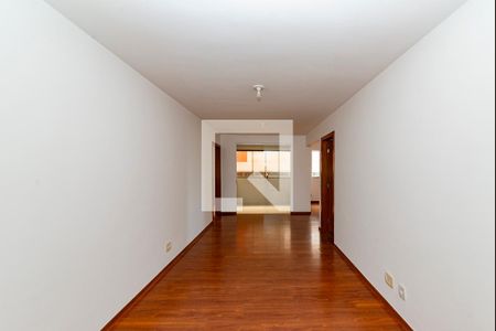 Sala 1 de apartamento para alugar com 3 quartos, 110m² em Buritis, Belo Horizonte