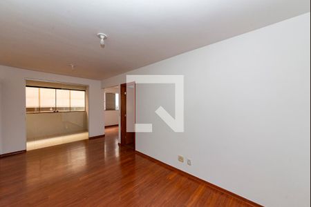 Sala 1 de apartamento para alugar com 3 quartos, 110m² em Buritis, Belo Horizonte