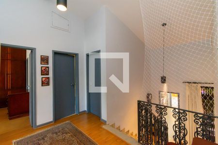 Hall  de casa para alugar com 4 quartos, 250m² em Planalto Paulista, São Paulo