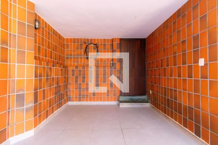 Garagem de casa para alugar com 4 quartos, 250m² em Planalto Paulista, São Paulo
