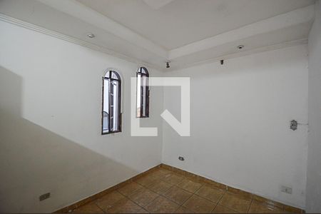 Sala/Quarto de casa para alugar com 7 quartos, 300m² em Jardim Ipe, São Bernardo do Campo