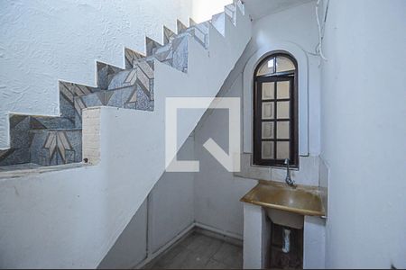 Área de Serviço 1 de casa para alugar com 7 quartos, 300m² em Jardim Ipe, São Bernardo do Campo