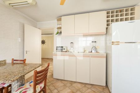 Cozinha de apartamento para alugar com 3 quartos, 138m² em Sítio Paecara (vicente de Carvalho), Guarujá