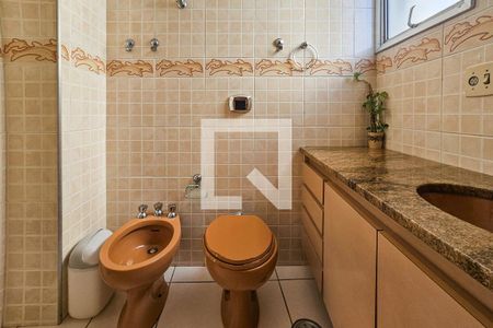 Banheiro de apartamento para alugar com 3 quartos, 138m² em Sítio Paecara (vicente de Carvalho), Guarujá