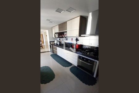 Cozinha de apartamento à venda com 3 quartos, 108m² em Santo Antônio, São Caetano do Sul