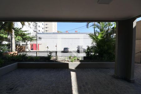 Fachada de apartamento para alugar com 2 quartos, 60m² em Jardim A. Maria, Guarujá