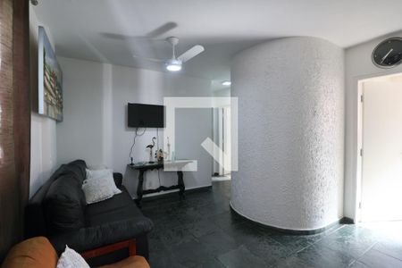 Sala de apartamento para alugar com 2 quartos, 60m² em Jardim A. Maria, Guarujá