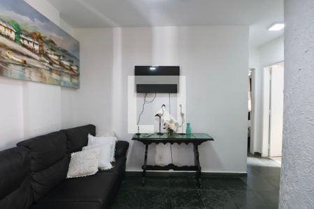 Sala de apartamento para alugar com 2 quartos, 60m² em Jardim A. Maria, Guarujá