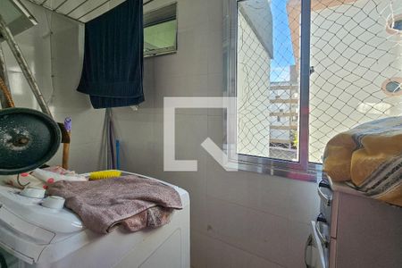 Área de serviço de apartamento para alugar com 2 quartos, 78m² em Balneario Cidade Atlantica, Guarujá