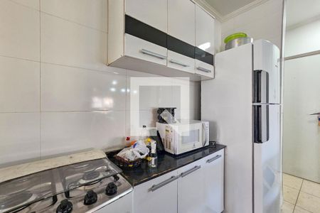 Cozinha de apartamento para alugar com 2 quartos, 78m² em Balneario Cidade Atlantica, Guarujá