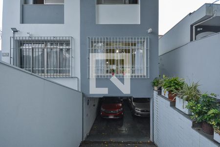 Garagem de casa à venda com 3 quartos, 160m² em Jardim Umuarama, São Paulo