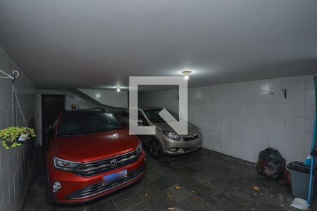 Garagem de casa à venda com 3 quartos, 160m² em Jardim Umuarama, São Paulo