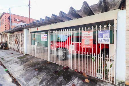Fachada de casa à venda com 3 quartos, 130m² em Jardim Maria Luiza, São Paulo