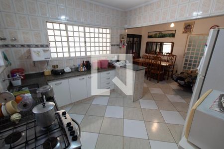 Cozinha de casa à venda com 2 quartos, 150m² em Loteamento Alphaville Campinas, Campinas