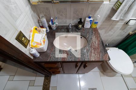 Banheiro de casa à venda com 2 quartos, 150m² em Loteamento Alphaville Campinas, Campinas