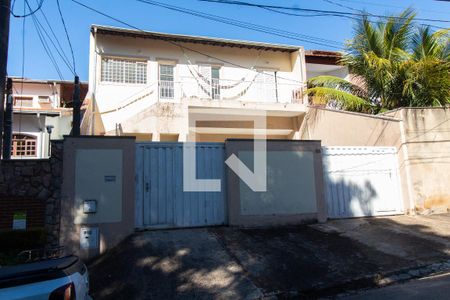 Fachada de casa à venda com 2 quartos, 150m² em Loteamento Alphaville Campinas, Campinas