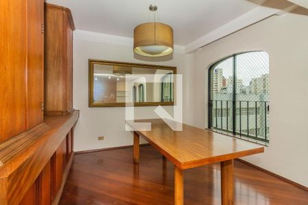 Apartamento à venda com 3 quartos, 136m² em Santa Cecilia, São Paulo
