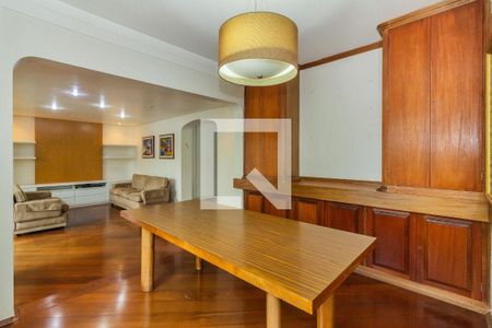 Apartamento à venda com 3 quartos, 136m² em Santa Cecilia, São Paulo
