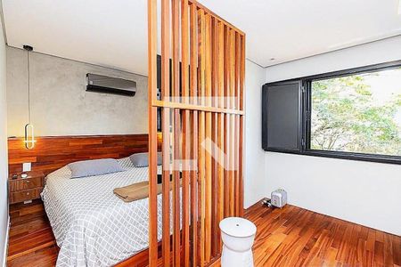 Casa à venda com 3 quartos, 186m² em Alto de Pinheiros, São Paulo