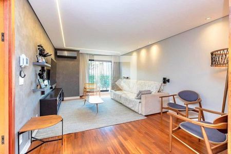 Casa à venda com 3 quartos, 186m² em Alto de Pinheiros, São Paulo