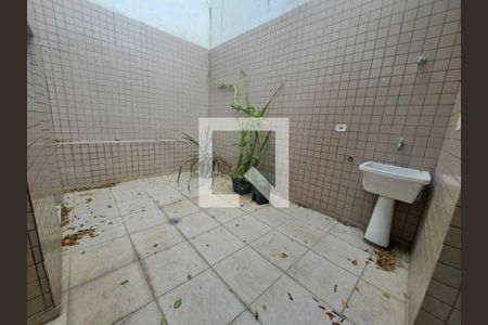 Casa à venda com 2 quartos, 90m² em Água Branca, São Paulo