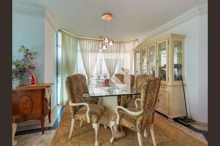 Apartamento à venda com 3 quartos, 230m² em Pacaembu, São Paulo