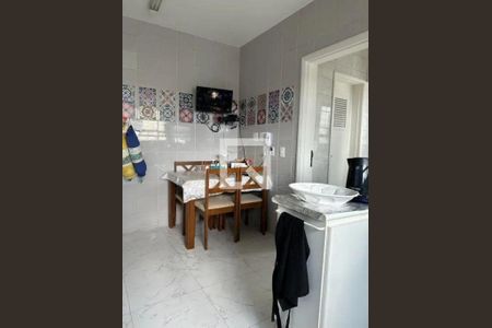 Apartamento à venda com 3 quartos, 180m² em Vila Augusto, São Paulo