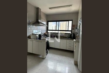 Apartamento à venda com 3 quartos, 180m² em Vila Augusto, São Paulo