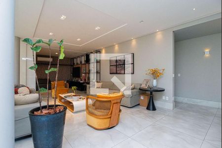 Apartamento à venda com 3 quartos, 208m² em Santa Cecilia, São Paulo