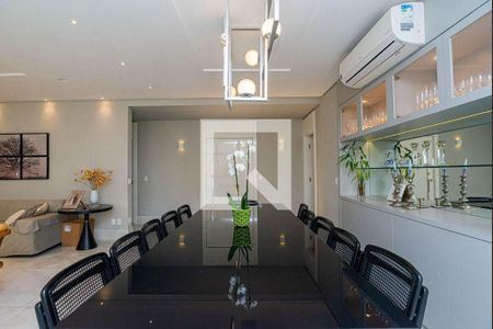 Apartamento à venda com 3 quartos, 208m² em Santa Cecilia, São Paulo